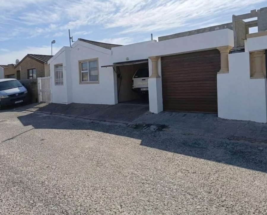 3 Bedroom Property for Sale in Mandela Park Western Cape